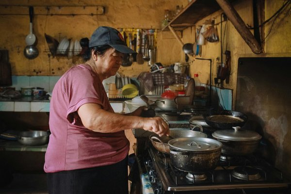 Choosing the Perfect Cookware for Savory Roasted Vegetables: A Comprehensive Guide